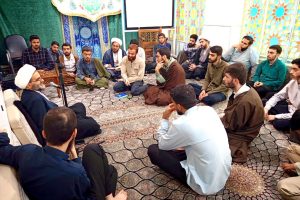 دورهمی کوتاه و صمیمی طلبگی با استاد عباسی ولدی